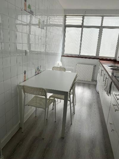 Апартаменты Arquitecto Tioda II Овьедо Экстерьер фото